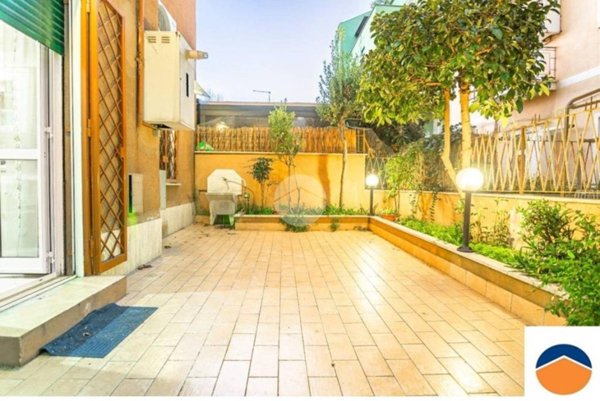 appartamento in vendita a Roma in zona Appio Claudio
