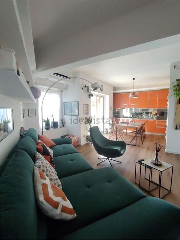 appartamento in vendita a Roma in zona Ardeatino