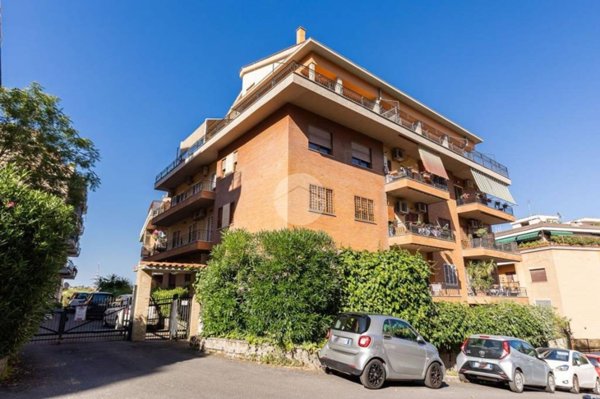 appartamento in vendita a Roma in zona Aurelio