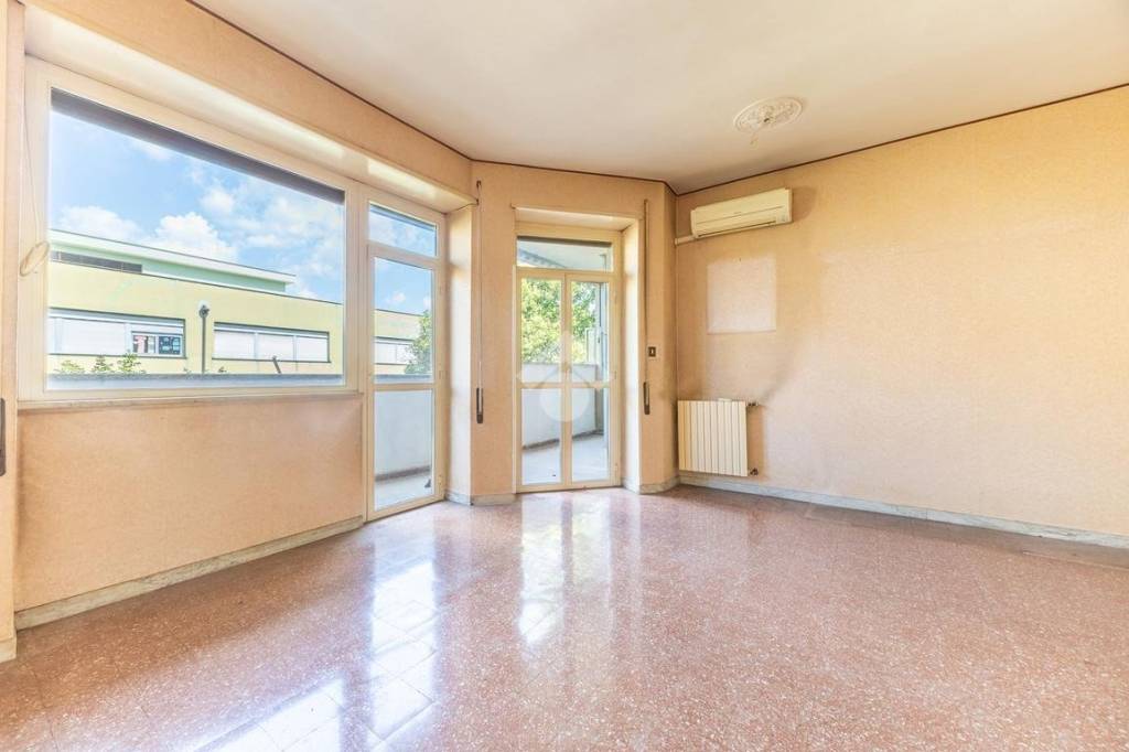 appartamento in vendita a Roma in zona Torrino