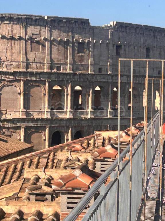 appartamento in vendita a Roma in zona Celio