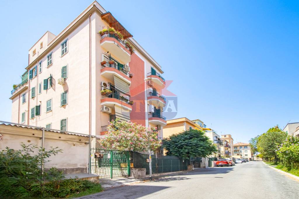 appartamento in vendita a Roma in zona Alessandrino