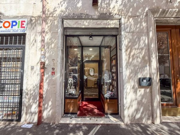 negozio in vendita a Roma