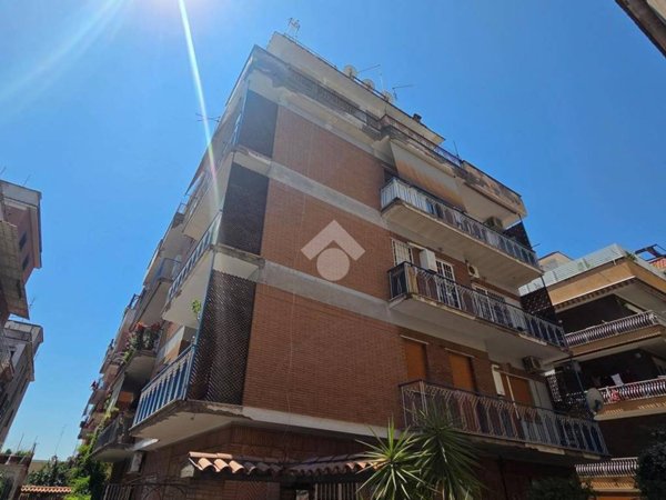 appartamento in vendita a Roma in zona Prenestino-Centocelle