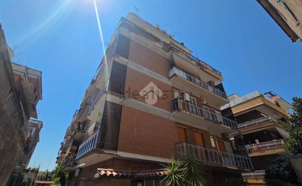 appartamento in vendita a Roma in zona Prenestino-Centocelle