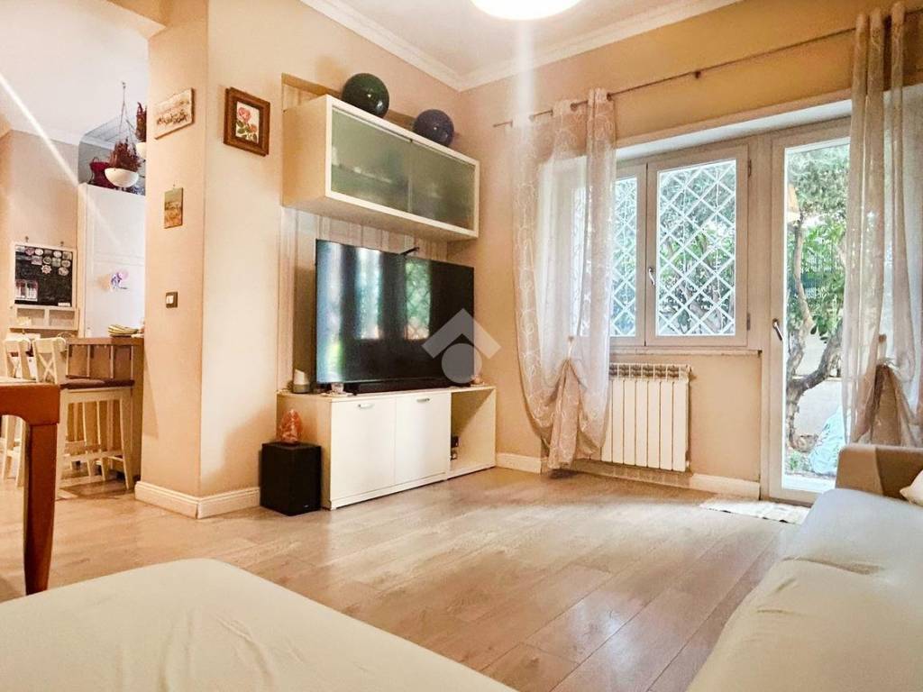 appartamento in vendita a Roma in zona Monte Sacro/Talenti