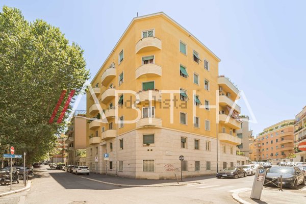casa indipendente in vendita a Roma in zona Trieste