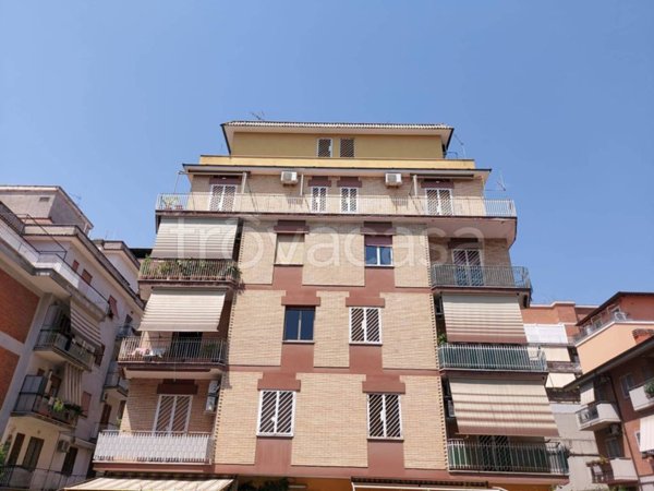 appartamento in vendita a Roma in zona Prenestino-Centocelle