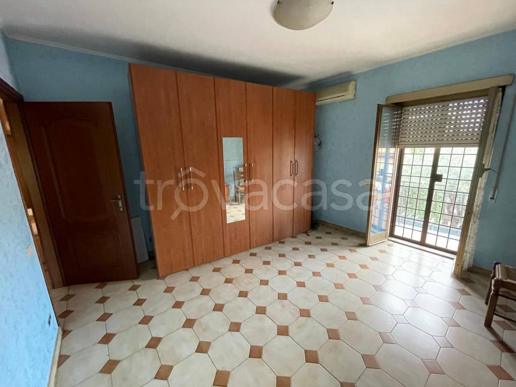 appartamento in vendita a Roma in zona Casal Morena