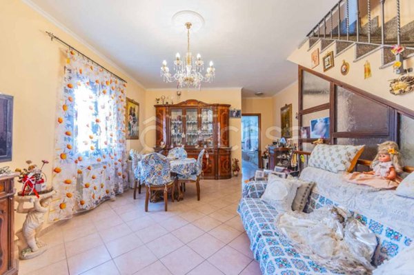 casa indipendente in vendita a Roma in zona Giardini di Corcolle