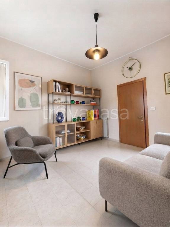 appartamento in vendita a Roma in zona Ostia