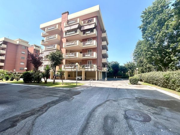 appartamento in vendita a Roma in zona Ostia