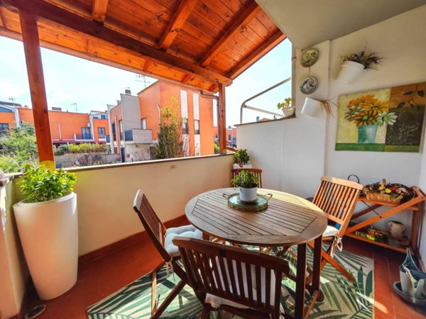 appartamento in vendita a Roma in zona Axa