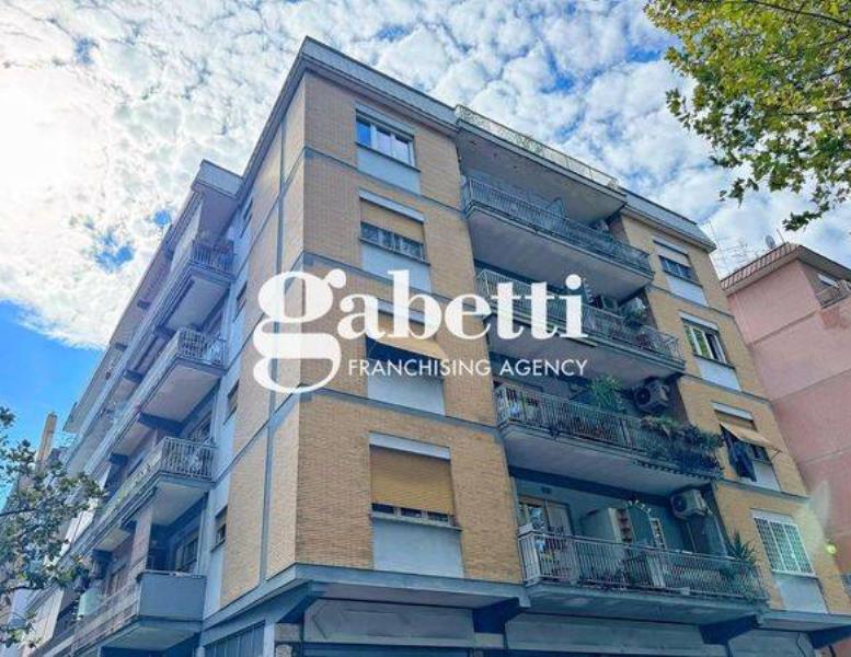 appartamento in vendita a Roma in zona Collatino