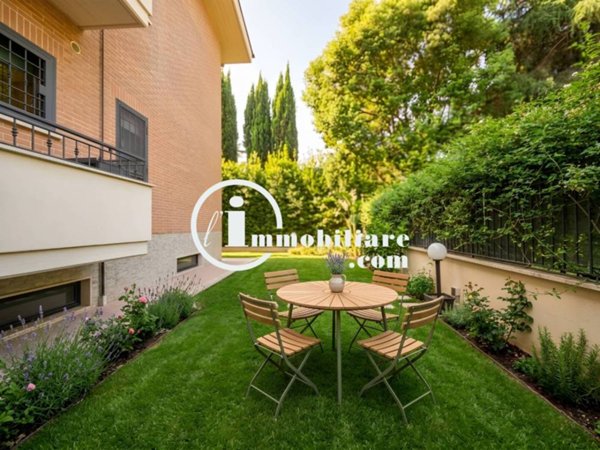 appartamento in vendita a Roma in zona Massimina/Casal Lumbroso