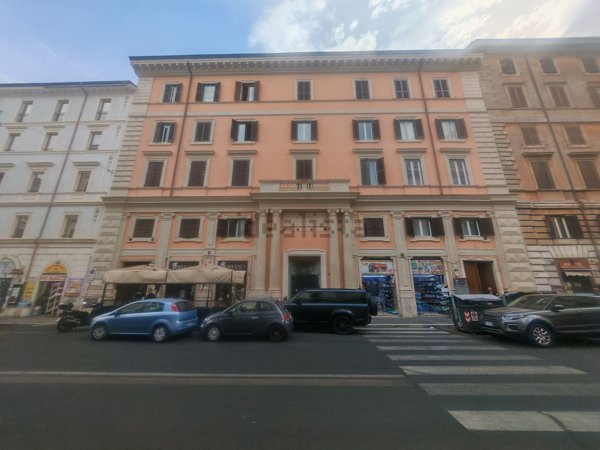 appartamento in vendita a Roma in zona Castro Pretorio