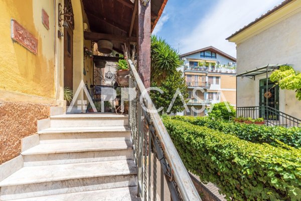 casa indipendente in vendita a Roma in zona Trieste