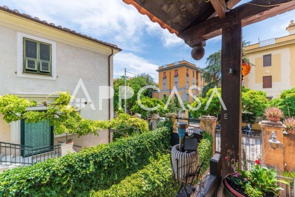 casa indipendente in vendita a Roma in zona Trieste