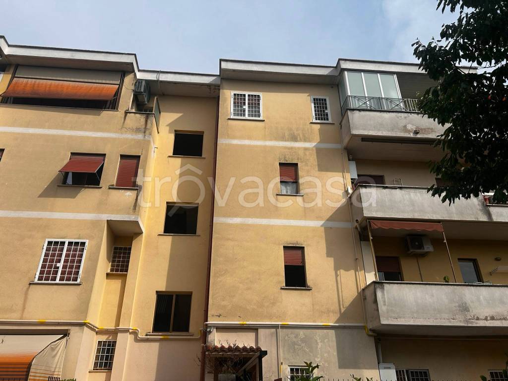 appartamento in vendita a Roma in zona Prima Porta