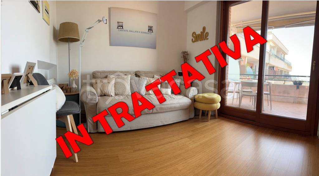 appartamento in vendita a Roma in zona Acilia