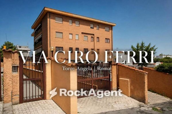 appartamento in vendita a Roma