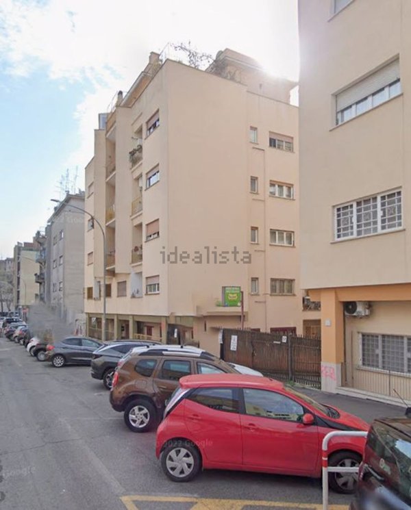 appartamento in vendita a Roma in zona Ostiense