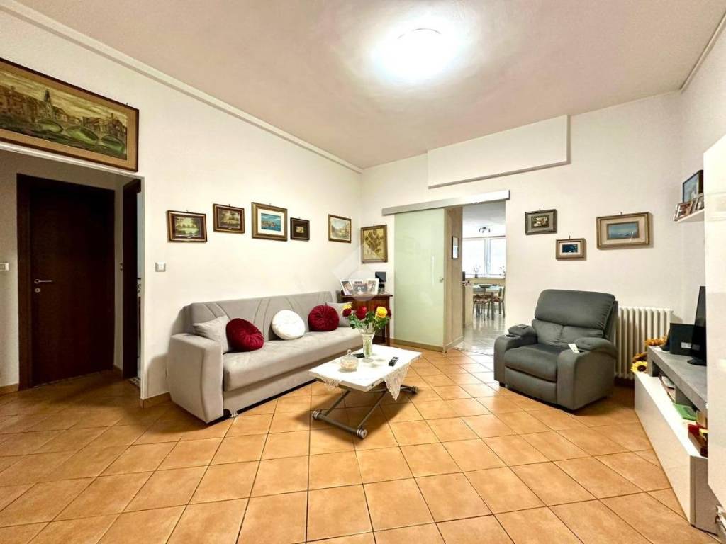 appartamento in vendita a Roma in zona Ostia