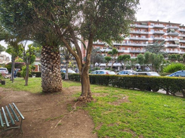 appartamento in vendita a Roma in zona Ponte Mammolo