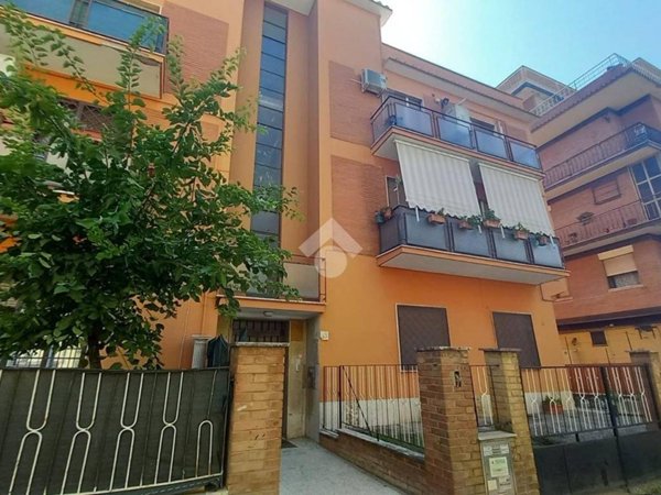 appartamento in vendita a Roma in zona Tor Vergata/Torrenova