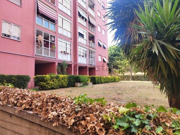 appartamento in vendita a Roma in zona Corviale