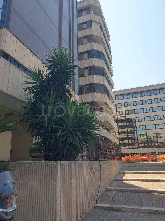 appartamento in vendita a Roma in zona Ardeatino
