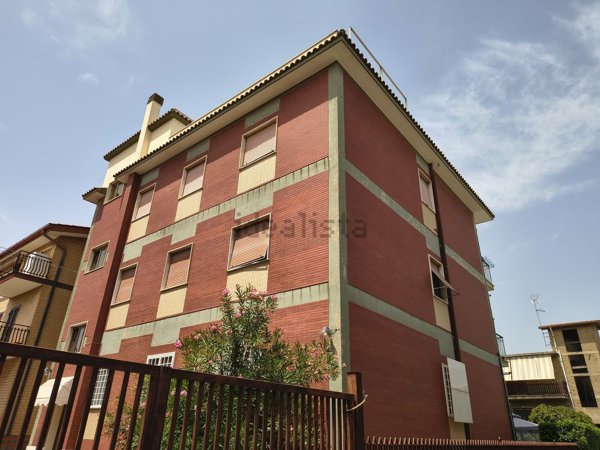 appartamento in vendita a Roma in zona Osteria del Curato