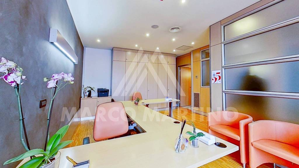 appartamento in vendita a Roma in zona Appio Latino