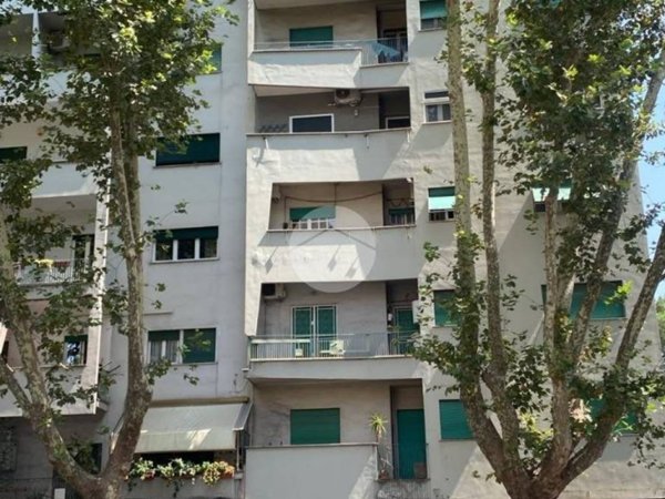 appartamento in vendita a Roma in zona Appio Latino