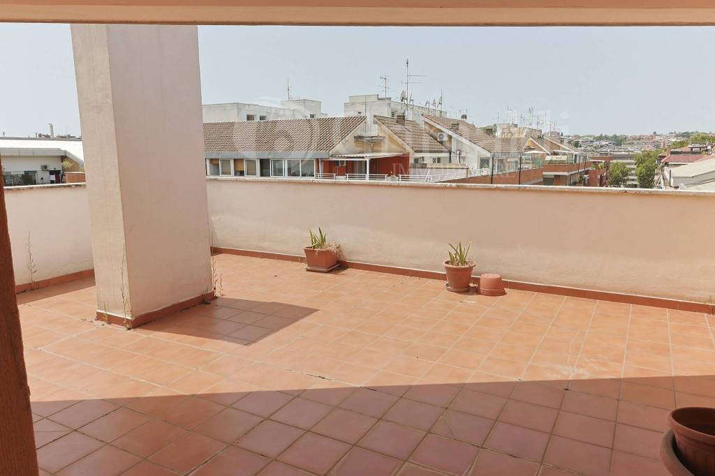 appartamento in vendita a Roma in zona Portuense