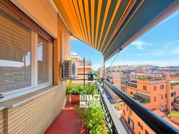 appartamento in vendita a Roma in zona Portuense