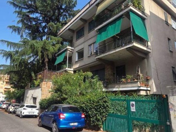appartamento in vendita a Roma in zona Monte Sacro/Talenti