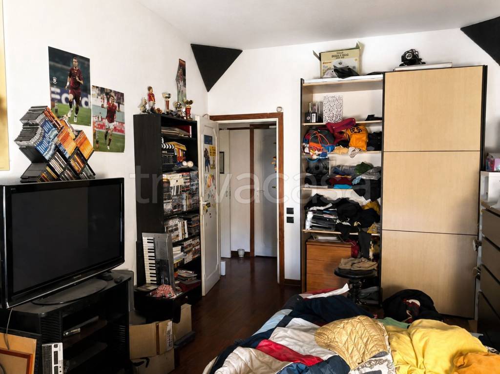 appartamento in vendita a Roma in zona Ardeatino