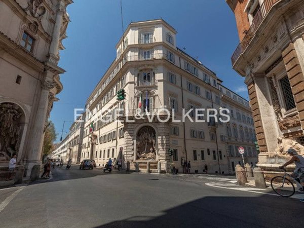appartamento in vendita a Roma in zona Tor di Quinto