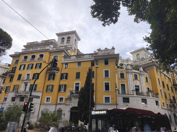 appartamento in vendita a Roma in zona San Saba - Ripa