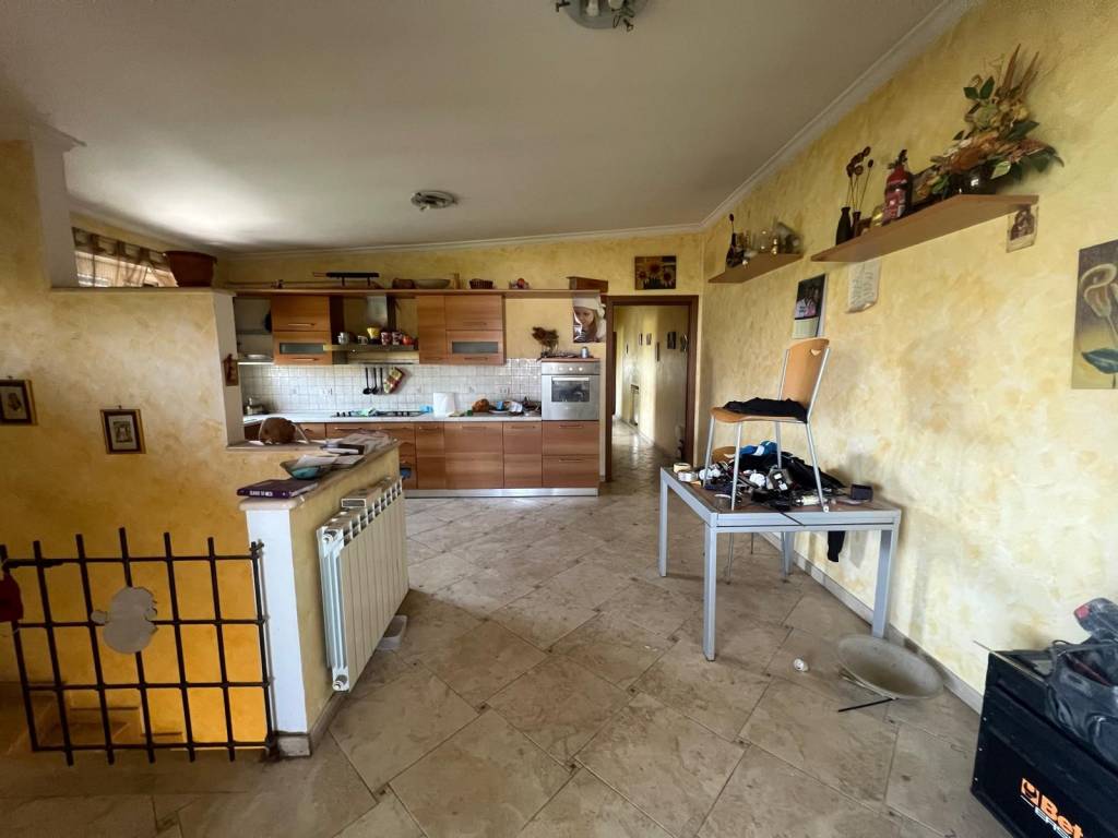 appartamento in vendita a Roma in zona Ponte di Nona
