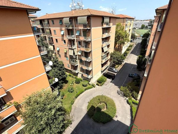 appartamento in vendita a Roma in zona Ostiense