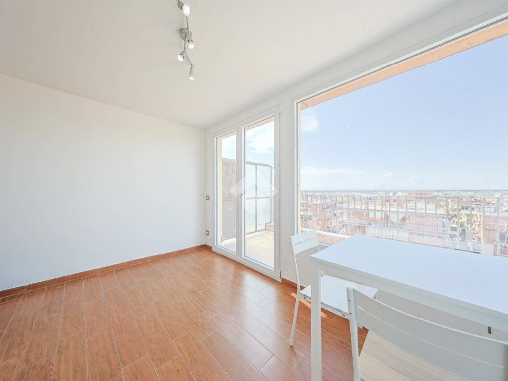 appartamento in vendita a Roma in zona Torre Angela