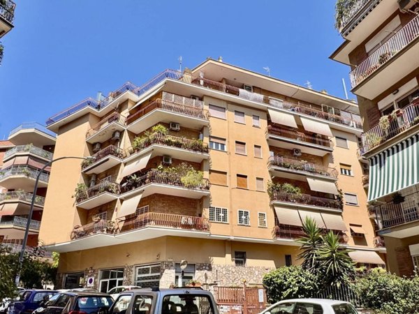 appartamento in vendita a Roma in zona Monte Sacro/Talenti
