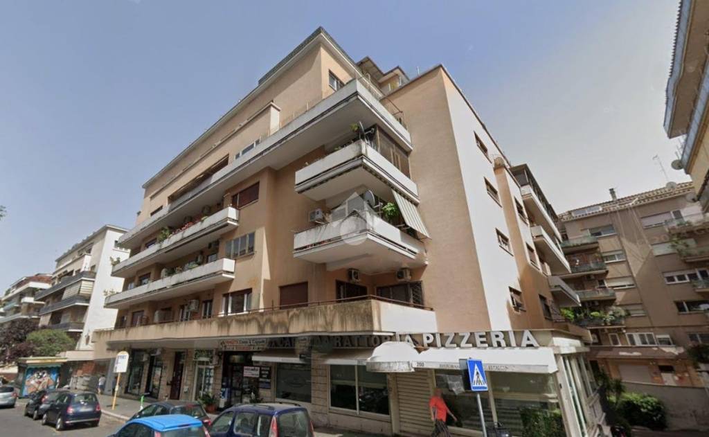 appartamento in vendita a Roma in zona Aurelio