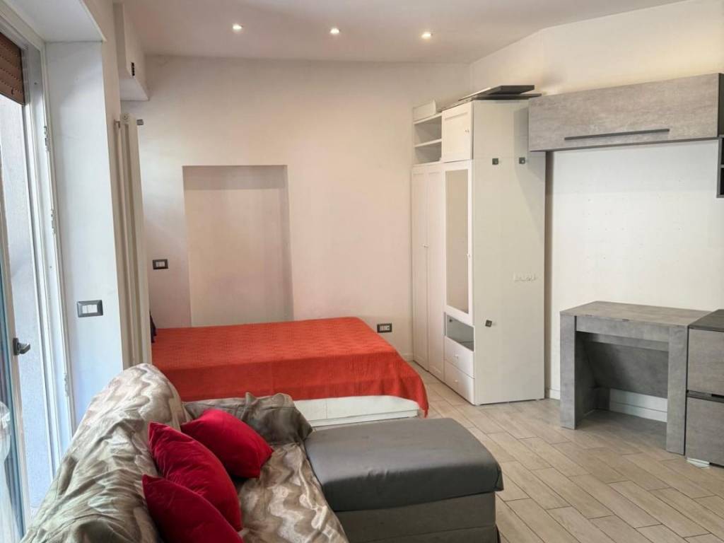 appartamento in vendita a Roma in zona Tor di Quinto