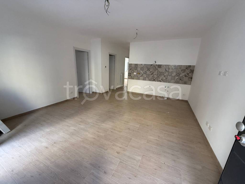 appartamento in vendita a Roma in zona Torre Angela