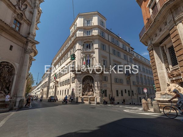 appartamento in vendita a Roma in zona Ludovisi/Sallustiano