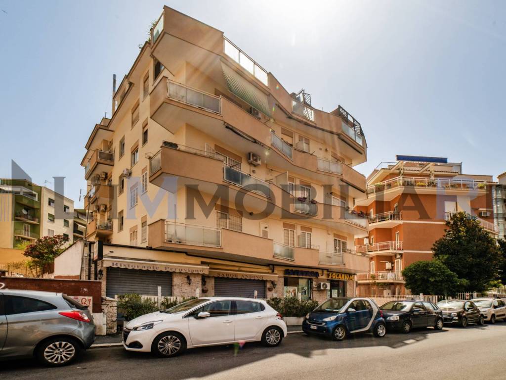 appartamento in vendita a Roma in zona Aurelio