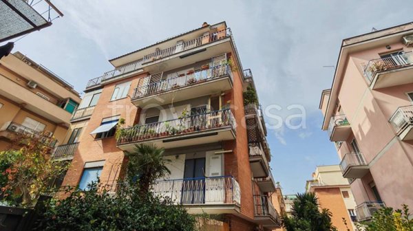 appartamento in vendita a Roma in zona Primavalle